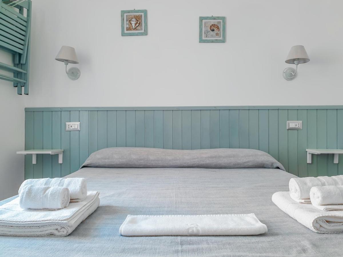 Bed and Breakfast Dafni E Naide Cefalù Exterior foto