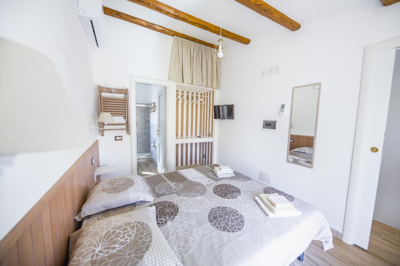 Bed and Breakfast Dafni E Naide Cefalù Exterior foto