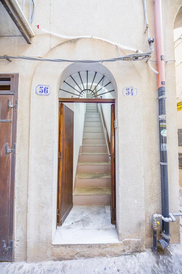 Bed and Breakfast Dafni E Naide Cefalù Exterior foto